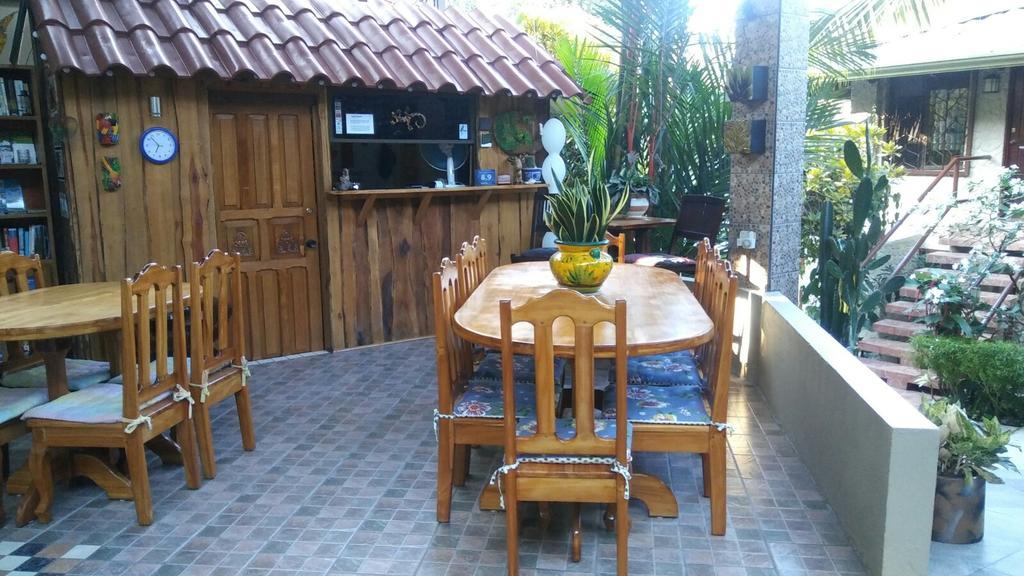 Coyaba Tropical Elegant Adult Guesthouse Manuel Antonio Exterior foto